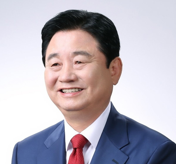 Mayor Choi Moon-Soon
