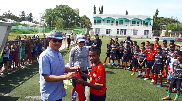 Mr. Choi’s association group PSC members visited East Timor to donate uniforms and soccer gears to youth soccer team in 2019.