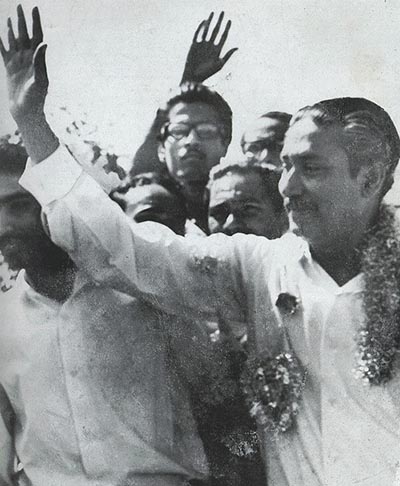 Sheikh Mujibur Rahman was conferred with the title ‘Bangabandhu’ at a mammoth rally of students and masses at Race Course Maidan (February 23, 1969).