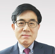 Senior Editorial Writer Kim Hyung-dae of 'The Korea Post' media.