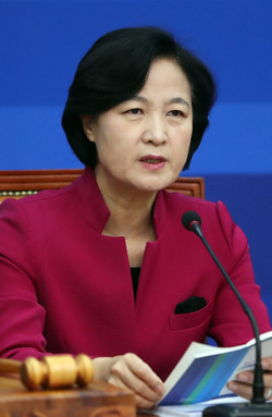Minister of Justice Choo Mi-ae. She continues to attack Prosecutor General Yoon Seok-yeol, which the media and general public view as intended to oust Yoon from office for political reasons.
