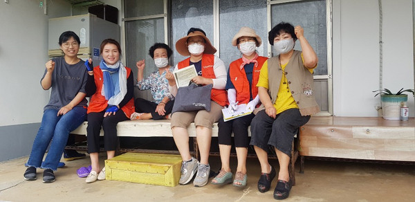서천군자원봉사센터가 지난 7일부터 ‘가가호호 우리 마을 환경지킴이Ⅱ’ 특화사업을 시작했다.