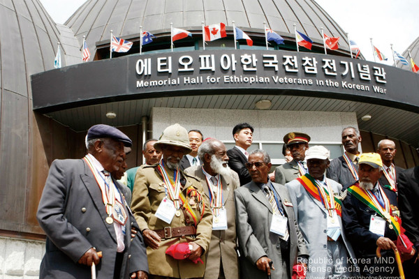 This memorial hall commemorates the Ethiopian contribution in the UN-forces during the Korean War. Ethiopian troops fought alongside the U.S. Army’s 32nd Infantry Regiment. During the war, 122 Ethiopian troops died and 526 were wounded in action.