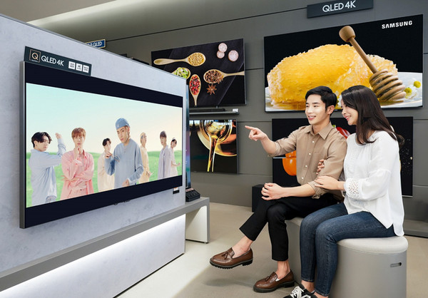 Samsung Electronics showcases the newest BTS Music Video 'Dynamite' on Samsung TV at its headquarters in Nonhyeon-dong, Seoul. / Courtesy of Samsung Electronics