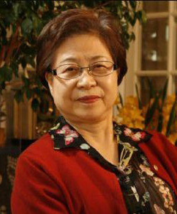 Novelist Han Malsook