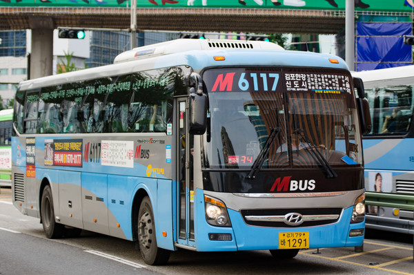 2층 전기버스가 투입될 김포운수 M6117 버스