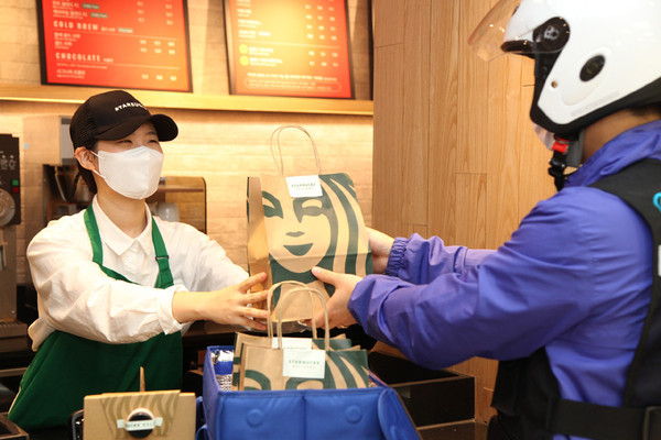 Starbucks Korea plans to open Starbucks Yeoksam e-Mart Store as a delivery test store on Nov. 27. / Courtesy of Starbucks