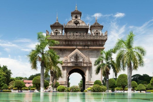 One of the famous old architectural wonders of Laos called Patuxay (Gate of Victory)