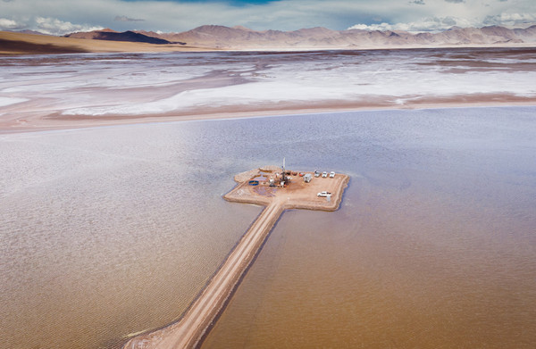 POSCO pushes for an exploring project in Argentina's lithium salt lake. / Courtesy of POSCO