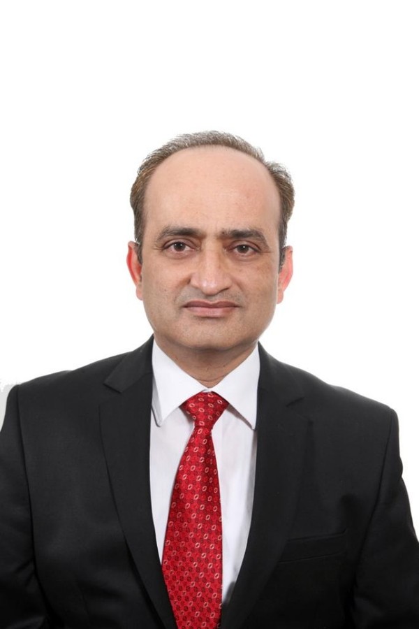 Chairman Sachin Satpute of the Indian Chamber of Commerce in Korea. Chairman Satpute is concurrently president of Novelis Asia, which is the leading producer of flat-rolled aluminum products and the world’s largest recycler of aluminium.