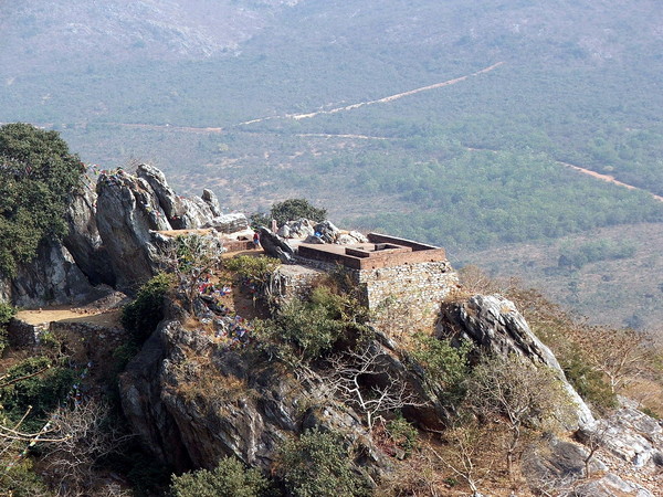 The Eagle Peak near Rajagaha was the Buddha’s favorite retreat and the scene for many of his discourses