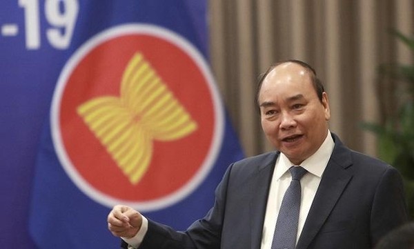 Vietnamese President Nguyen Xuan Phuc delivers a speech in Seoul on Nov. 28, 2019.