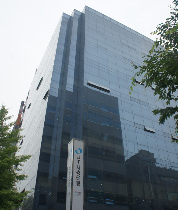 SBI Savings Bank office building