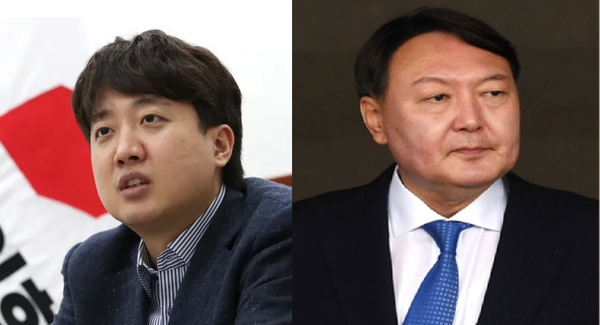 Lee Joon-seok (left), the leader of the People Power Party, and Yoon Seok-yeol, the party's No. 1 Presidential candidate