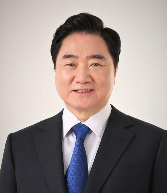 Vice Chairman Lee Seok-hyun of the National Unification Advisory Council