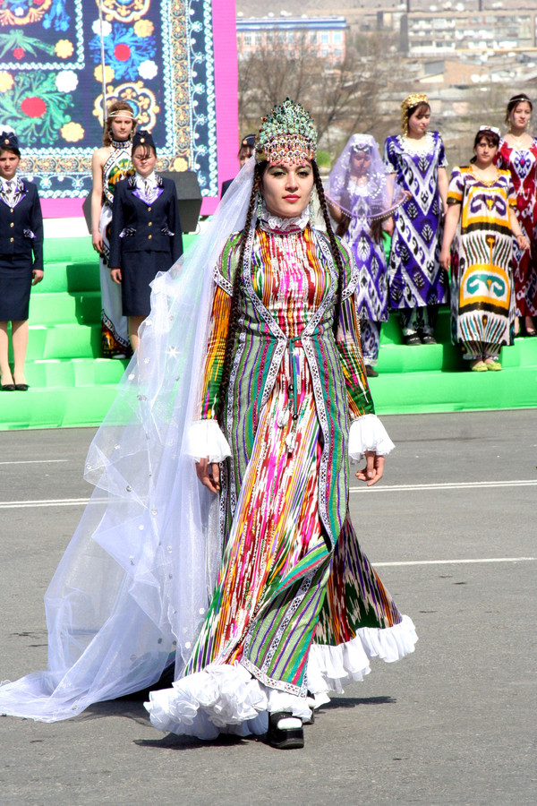 Traditional dress of Tajik women
