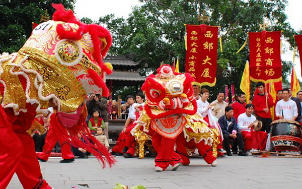 Dance performance to celebrate the Chinese Lunar New Year