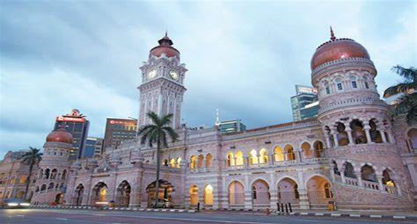 ultan Abdul Samad Building, a late-19th century building located along Jalan Raja in front of the Dataran Merdeka and the Royal Selangor Club in Kuala Lumpur, Malaysia
