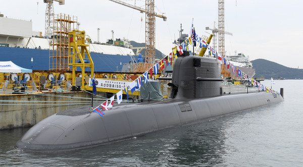 대우조선해양이 건조해 지난 8월 인도한 대한민국 최초 3,000톤급 잠수함인 도산안창호함.