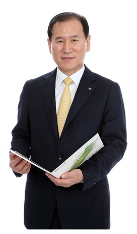 President & CEO Kim Dong-sub of the Korea National Oil Corporation