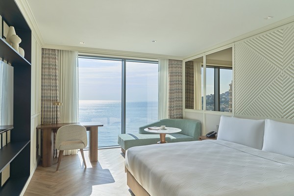 Ocean view from Grand Josun Busan's Deluxe Room