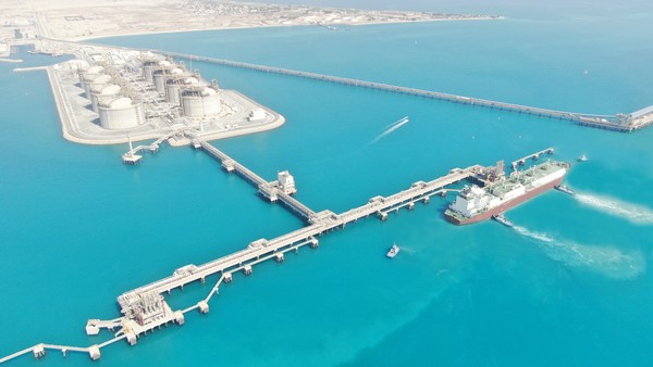 쿠웨이트 알주르 LNG 수입 터미널 전경 사진