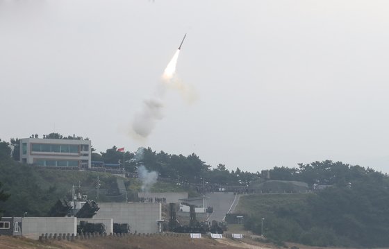 'Cheongung', an interceptor missile developed by domestic defense companies such as LIG Nex1 and Hanwha Systems led by the Defense Science Research Institute (ADD)