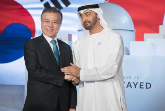 President Moon Jae-in (left) of South Korea received His Highness Sheikh Mohamed bin Zayed Al Nahyan, Crown Prince of Abu Dhabi and Deputy Supreme Commander of the UAE Armed Forces at the Blue House in Seoul  on 27, Feb, 2019