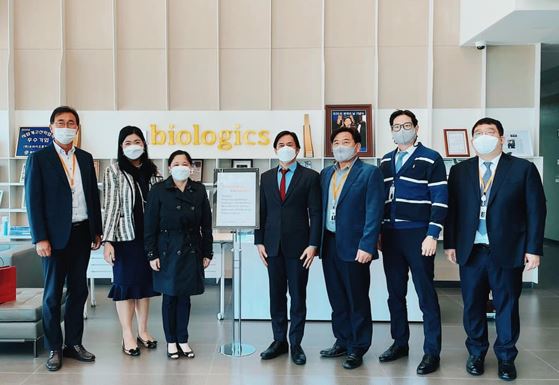 Ambassador De Vega visited the vaccine plant of Eubiologics Co. Ltd. in Chuncheon, Gangwon Province, on Oct. 20, 2021.