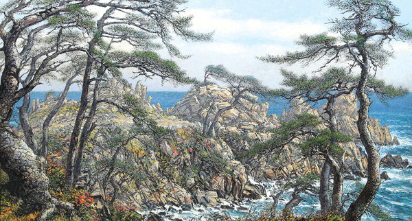 Pine trees on the Daewang-ram Rock in Ulsan Metropolitan City.Artist Kim’s goal is to create works that resonate through the eyes of the audience and resonate with the hearts of the viewers.