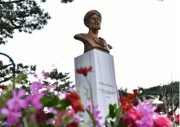 A statue of Alisher Navoi, a great thinker and statesman, a great son of the Uzbek people, has been unveiled in Seocho-gu, on December 16, 2021, Seoul.