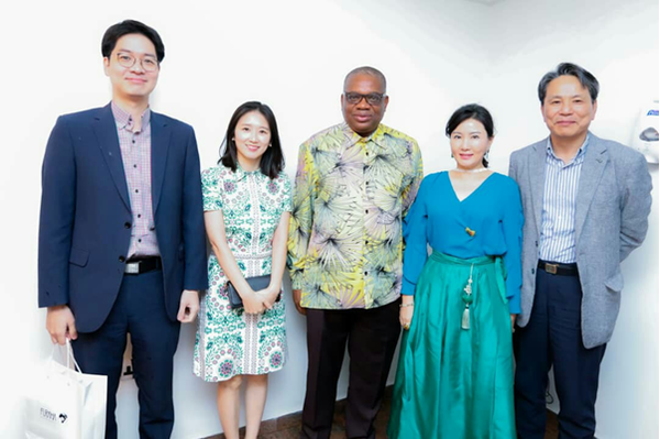  From left to right Consul Park and wife,Senator Kalu,Ambassador Kim Young Chae and wife