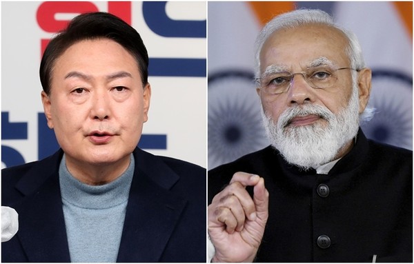 President-elect Yoon Suk-yeol (left) and Prime Minister Narendra Modi of India. The two leaders recently pledged increased efforts to further upgrade and promote the bilateral relations and cooperation both in the domestic and international arena.