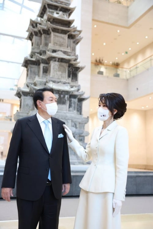 President Yoon Suk-yeol and his wife Kim Gun-hee tour the museum ahead of a welcoming dinner for U.S. President Joe Biden at the National Museum of Korea in Yongsan-gu, Seoul, on May 21.