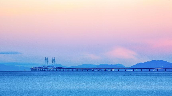 Photo shows the Hong Kong-Zhuhai-Macao Bridge. (Photo by Luo Linghao/People’s Daily Online)