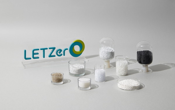 LG화학의 친환경 브랜드 LETZero가 적용된 재활용(PCR, Post-Consumer Recycle) 소재 제품들