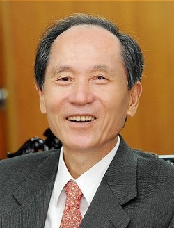 President Park Jae-kyu of Kyungnam University