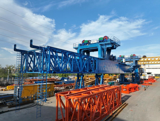 Photo taken on Sept. 6, 2022 shows a girder erection machine for high-speed railway construction developed by a heavy equipment manufacturer subordinate to China Railway 11 Bureau Group Corporation in Xiangyang, central China's Hubei province. (Photo by Xie Yong/People's Daily Online)