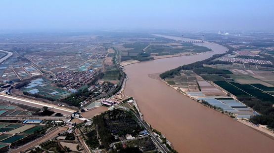 The Dayuzhang Dam opens for Yellow River water division in Binzhou, east China’s Shandong province, April 2022. (Photo by Chu Baorui/People's Daily Online)