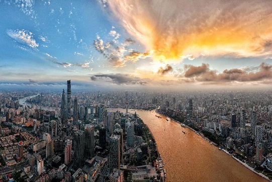 Photo taken on Sept. 29, 2022 shows an urban view of Lujiazui, Pudong New Area, Shanghai. (Photo by Zhang Zhaoxu/People's Daily Online)