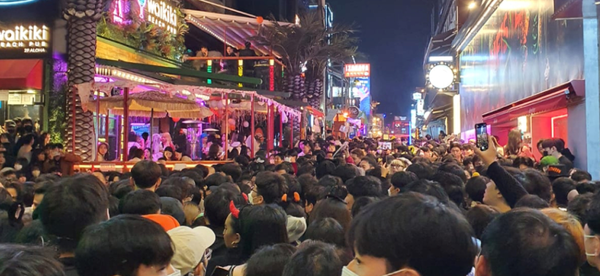 Itaewon site filled with crowds on  Oct. 28, the day of the incident