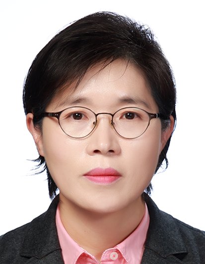 President Lee Jung-ae of LG Household & Health Care