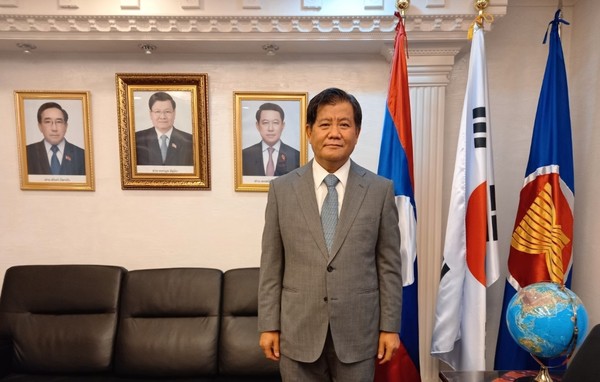 Amb. Songkane Luangmuninthone of Laos in Seoul poses for the camera at the Embassy of Laos in Yongsan-gu, Seoul on Nov. 29.