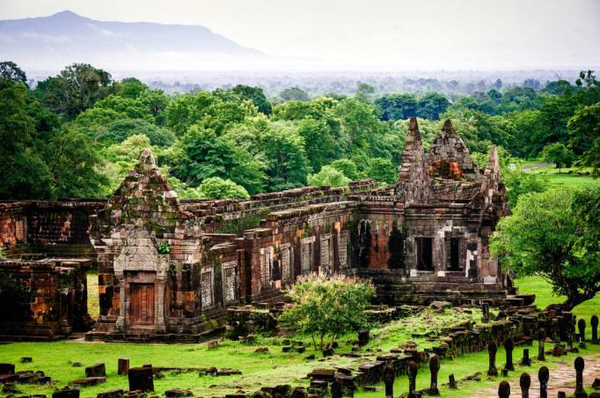 In 2001, the Wat Phou Temple Complex was recognized as one of Southeast Asia's outstanding examples of both early and classic Khmer architecture ranging from the 7th to 12th century.