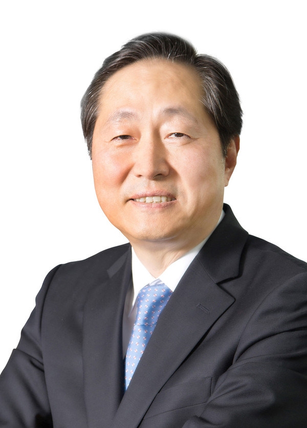 Lee Myung-woo, vice chairman of Dongwon Industries