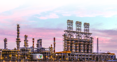 Photo shows a joint venture oil refinery between Saudi Arabia's oil giant Aramco and China's largest oil refiner Sinopec in Yanbu, Saudi Arabia. (Photo provided by Yanbu Aramco Sinopec Refining Company) 