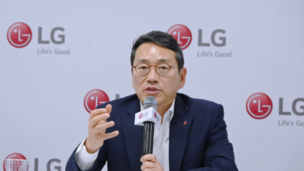 CEO William Cho of LG Electronics explains the company’s vision for the future at a press conference held in Las Vegas, Nevada, the U.S. on Jan. 6.