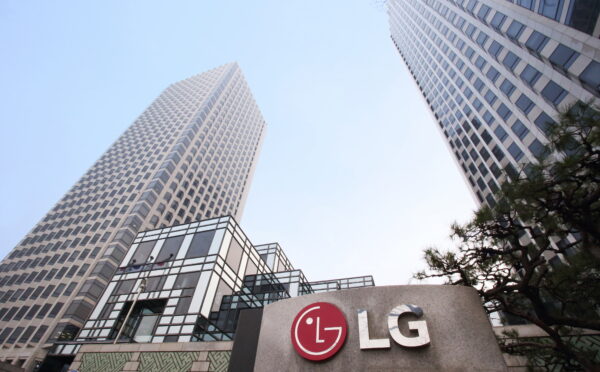 LG Twin Buildings in Yeouido, Seoul/ Courtesy of LG