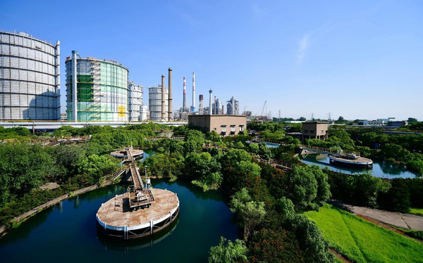 A manufacturing base of Baoshan Iron & Steel Co., Ltd., known as Baosteel, in Shanghai, upgrades its industrial water utilization system to lower water consumption, July 14, 2021. (Photo by Zhang Yong/People's Daily Online)