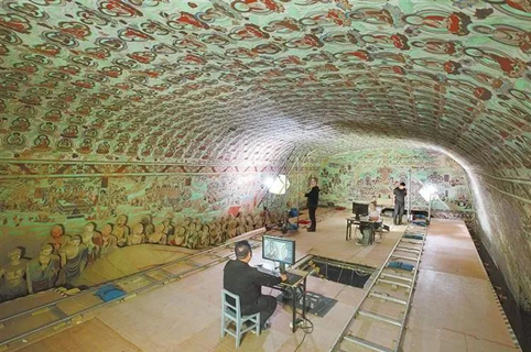 Digital information of the Cave No. 148 at the Mogao Grottoes in Dunhuang, northwest China's Gansu province, is being collected. (Photo from the website of the Dunhuang Academy)